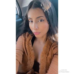 Meet your Posher, Johana